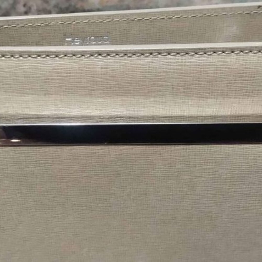 Heyraud Tan Purse - Picture 6 of 6